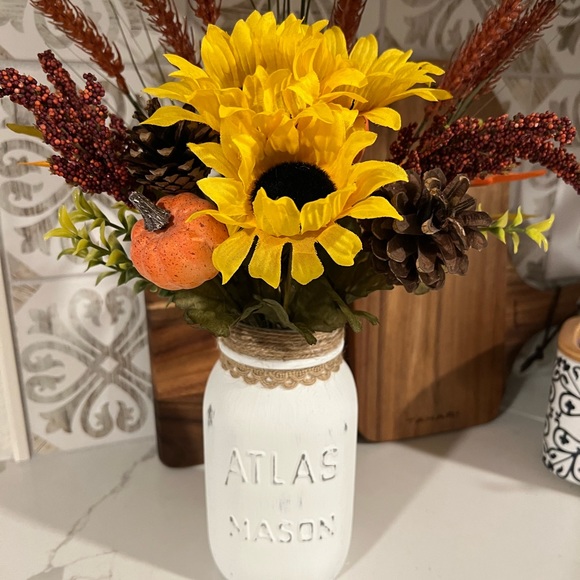 Meet your Posher, Debbie - Picture 11 of 15